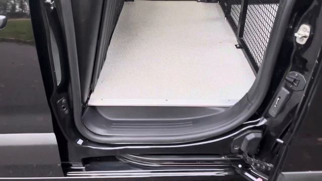 Citroen Berlingo Enterprise Ex SPCA 52,000 miles смотреть онлайн