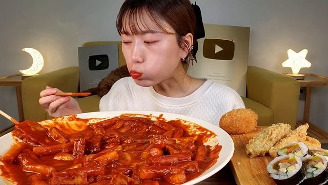 ASMR 부산 광안리 갈 때마다 먹는 꾸덕꾸덕 떡볶이 김밥 튀김 핫도그 리얼먹방 :) Tteokbokki School Food MUKBANG