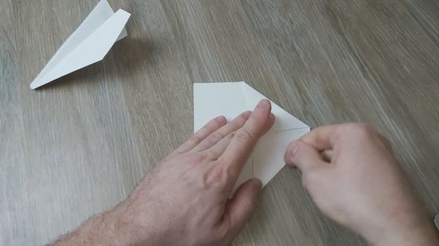 DIY-How to make the most widespread and far-flying airplane out of A4 or A5 paper. смотреть онлайн