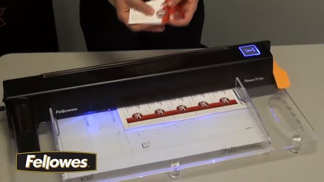 Fellowes PowerTrim A3 Electric Trimmer смотреть онлайн