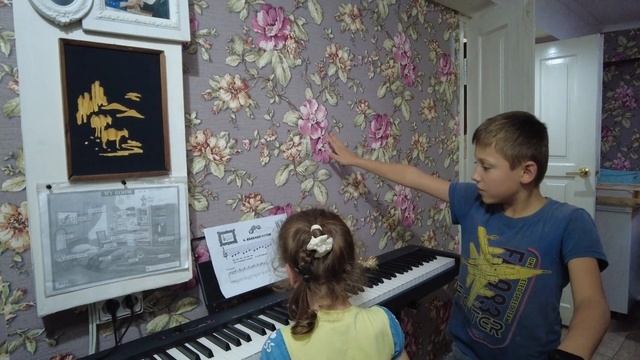 Как все успеть? (2 часть ) солю капусту/тороплюсь на собрание в школу/новые халатики. смотреть онлайн