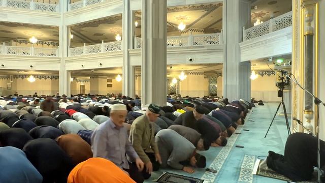 Шестой таравих намаз | Московская соборная мечеть | 27.03.2023 смотреть онлайн