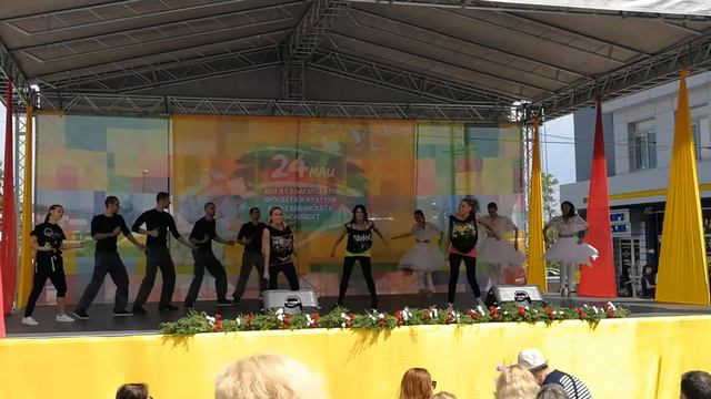 Трупата на Нешка Робева в Шумен смотреть онлайн