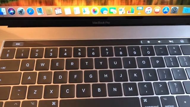 UNBOXING lATE 2017 MACBOOK PRO IN 2020 смотреть онлайн