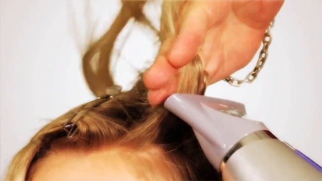 In-video: John Frieda Holiday Hair