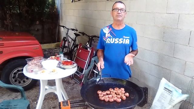 Как готовить паэлью - рецепт. Первый шаг. смотреть онлайн