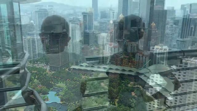 Башни Петронас, Куала Лумпур. Смотровая на 86 этаже и вид с моста между башнями смотреть онлайн