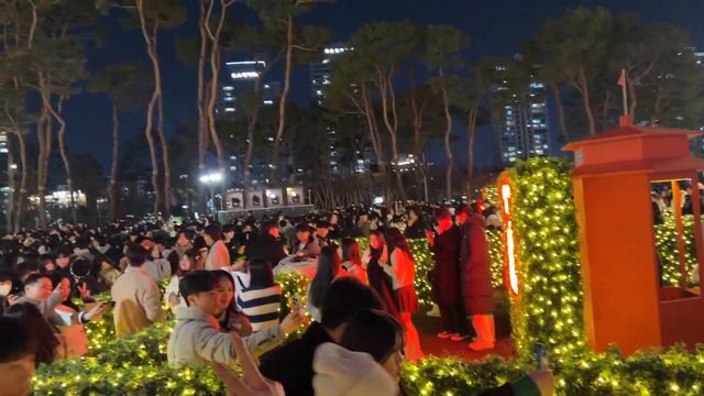 Рождество и Новый Год в Сеуле, в Южной Корее | Christmas In Korea | Lotte Tower