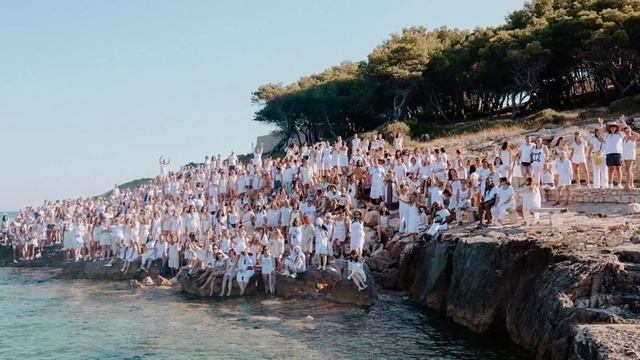 ЛЮБИТЕЛЬ МАЛЕНЬКИХ ДЕВОЧЕК и ЛИДЕР КУЛЬТА - ДЖАРЕД ЛЕТО смотреть онлайн