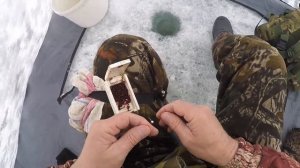 Рыбалка.Ловля окуня по последнему льду.