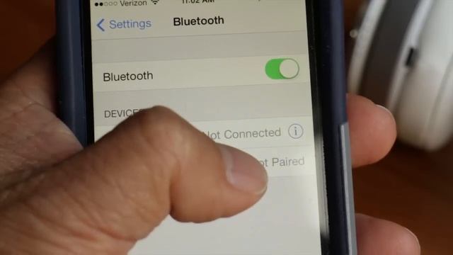 How to Pair Beats Wireless Headphones to iPhone – Beats Solo 2 Bluetooth Connection смотреть онлайн