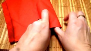 3 СПОСОБА КАК КРАСИВО СЛОЖИТЬ САЛФЕТКИ