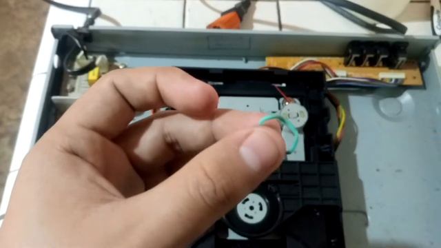 Bandeja de DVD no abre, SOLUCIÓN Fácil y Gratis. смотреть онлайн