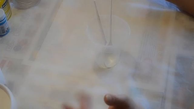 Чем заменить белую краску в акриловой заливке. Acrylic fluid pouring. смотреть онлайн