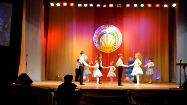 Самба:"Бом-бом"Младшая группа смотреть онлайн