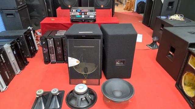 Loa JBL JRX 115. Bass 40. Đt 0936.583.140 смотреть онлайн