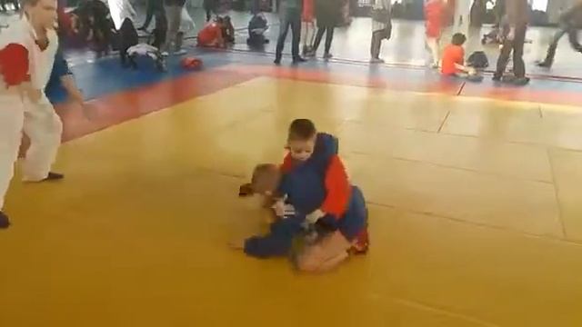Соревнования по самбо(Чурбаков Тимофей) смотреть онлайн