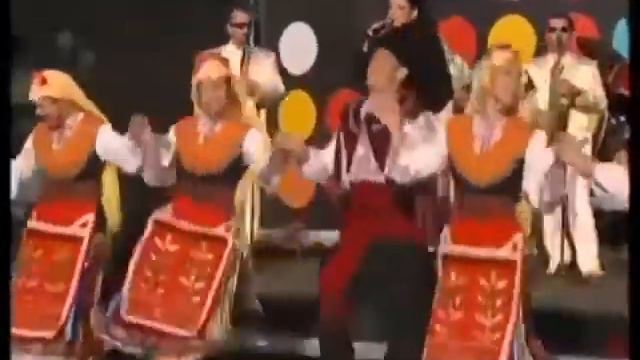 СЛАВКА КАЛЧЕВА - БЯЛА РОЗА SLAVKA KALCHEVA - BQLA ROZA смотреть онлайн