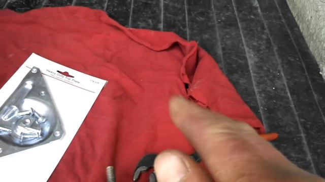 Repair Broken Leg on Chair or Couch with Dowel Screw смотреть онлайн