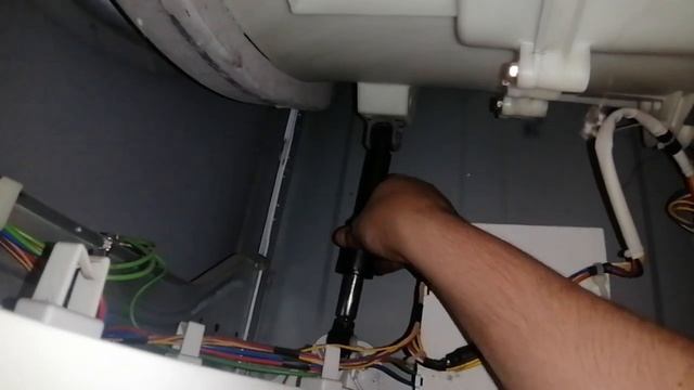 Lavadora Carga Frontal Pega O Brinca Al Centrifugar |SOLUCION смотреть онлайн