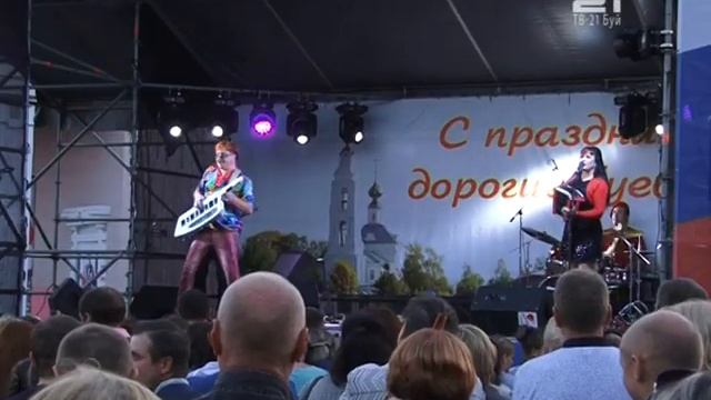 День города. Театр каскадеров. Божья коровка. смотреть онлайн