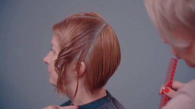 Градуированная КОРОТКАЯ СТРИЖКА. Пошаговая инструкция! Парикмахер - стилист, Лариса Туникова. смотреть онлайн