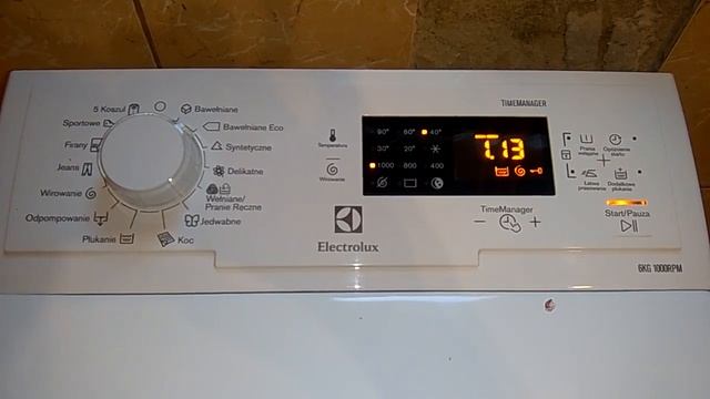 Pralka Electrolux prog. Bawełna Eco 40' 2/3 смотреть онлайн