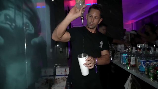 Dan Bilzerian | Ignite Halloween Party 2019 смотреть онлайн
