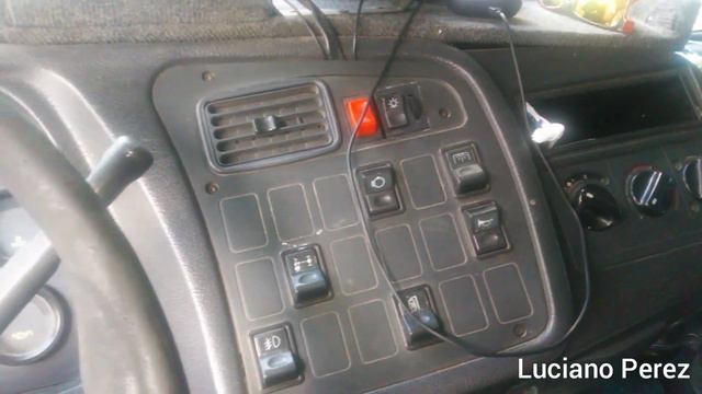 Un Camión Mercedes Benz Ls 1634 Liquigas que me subi video 4.041 mirador del lago espejo VLA ?????. смотреть онлайн
