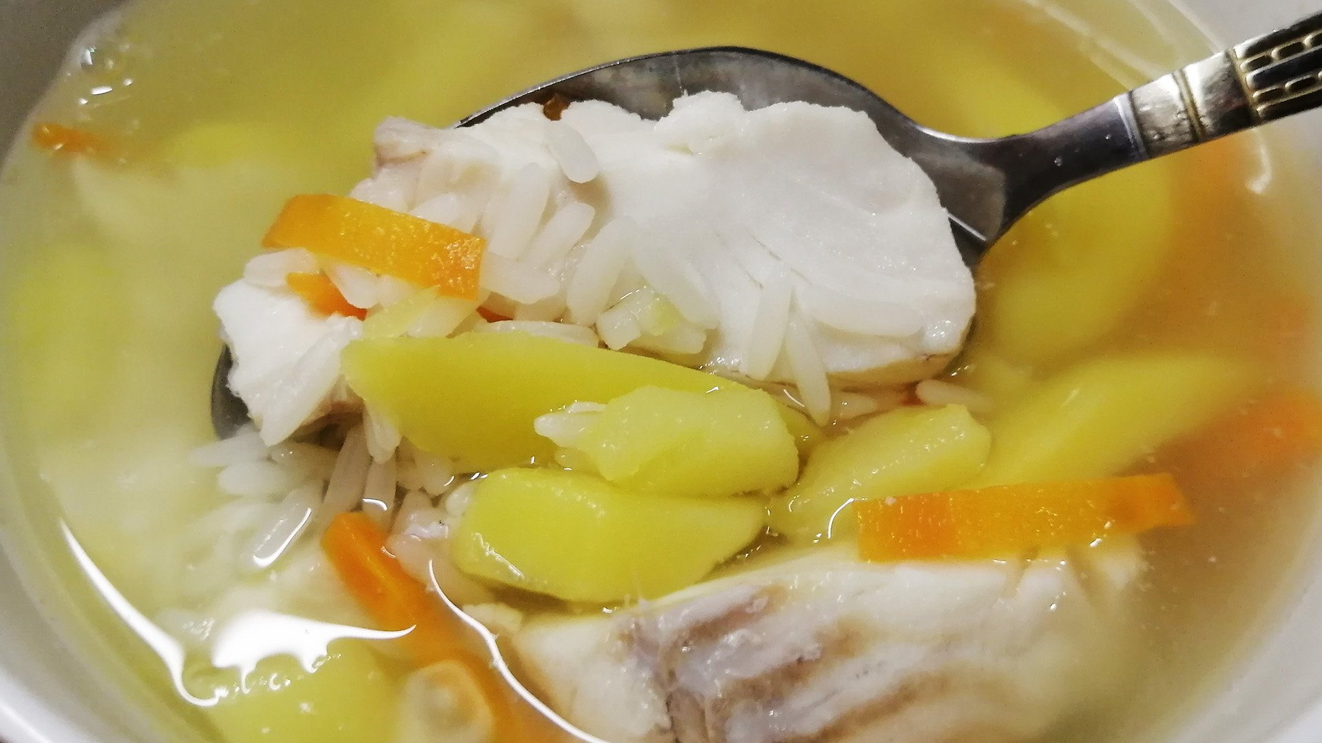 РЫБНЫЙ СУП с треской и рисом смотреть онлайн