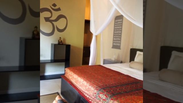Villa Mantra Studio, For Vegans Travellers in Bali & Includes Daily Yoga Classes смотреть онлайн