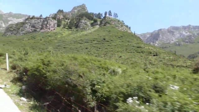 Tibetan Mountains, Tibetan People, Tibet, China смотреть онлайн