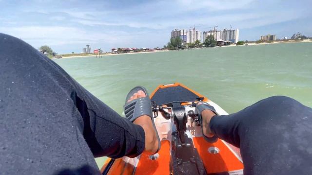 KAYAK EBEK IN REVIEW смотреть онлайн