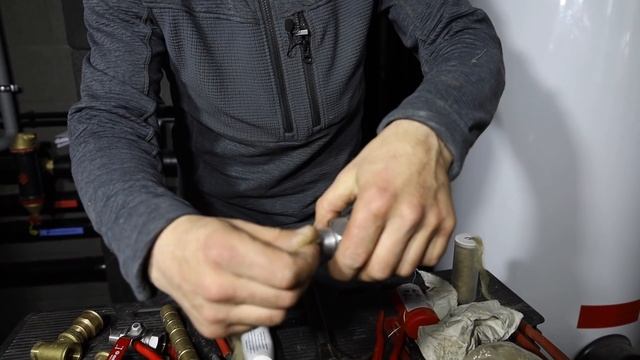 Уплотнение резьбовых соединений. смотреть онлайн