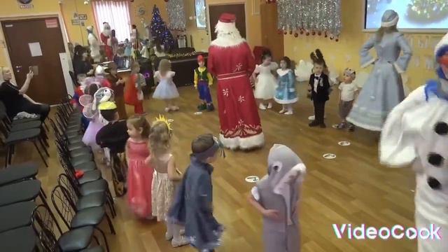 Снег идет, снег идет. Скоро, скоро Новый год! смотреть онлайн