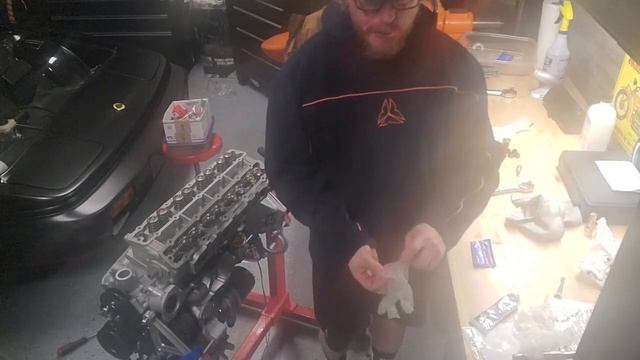 1988 Lotus Esprit Turbo Engine Build - Part II смотреть онлайн