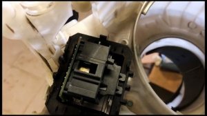 Как снять/заменить резистор отопителя пежо 308