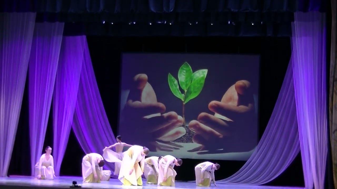 Танец Роза пустыни. 8 класс. Школа танца Елены Морозовой.03.03.2024 смотреть онлайн