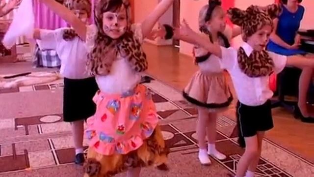 Танец _Королевство кошек_ в детском саду.mp4 смотреть онлайн
