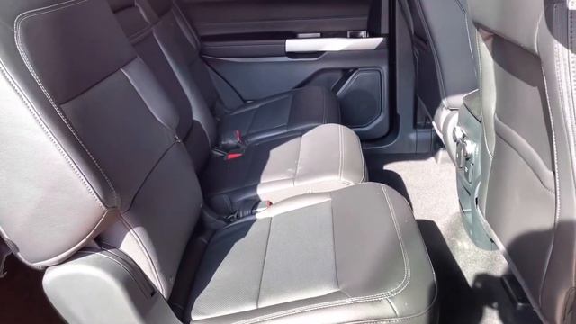 Báo Giá Xe Ford Explorer 2022 | Chi Tiết Xe Explorer 7 Chỗ Cao Cấp | Gái Mê Xe смотреть онлайн