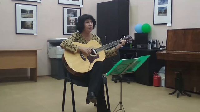 "Осень. Россыпи листьев жёлтых..." Автор-исполнитель Галина Головлёва. смотреть онлайн