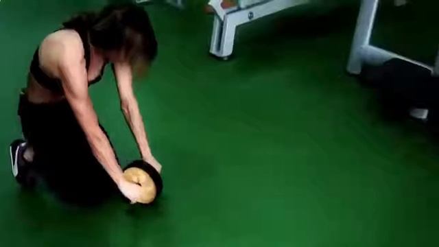 Тренировка пресса для девушек Делаем живот плоским к лету смотреть онлайн