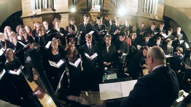 Bernstein - Chichester Psalms - Chór V Liceum Ogólnokształcącego im. Augusta Witkowskiego w Krakowi смотреть онлайн