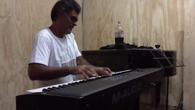 LUIS SALINAS - ENSAYO EN LA ESCUELA SUPERIOR DE JAZZ ( CHILE ) - LA SALSALINAS смотреть онлайн