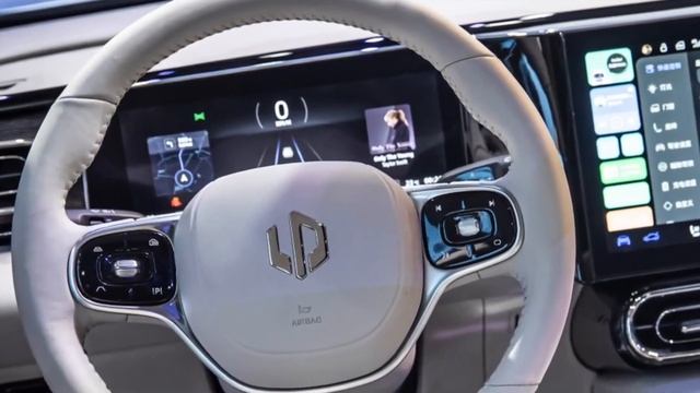 LEAPMOTOR-C11 смотреть онлайн