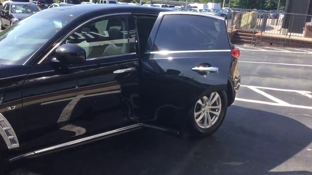 2016 INFINITI QX70 Base смотреть онлайн