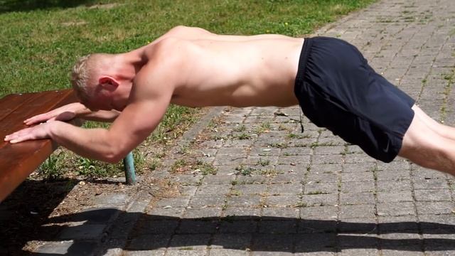 4 Intense Bodyweight Exercises For TRICEPS (pure Isolation!)