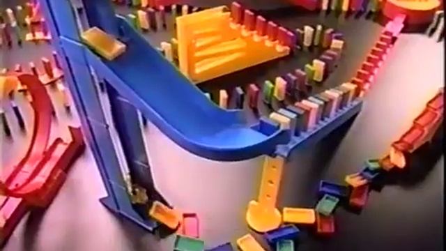 Domino Rally Board Game Toy Ad #2 (1990) смотреть онлайн