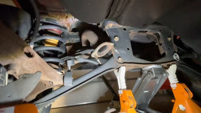 [Ford Escape] Exhaust Repair, How to Replace Center Muffler, WE SAVED $1,000! смотреть онлайн