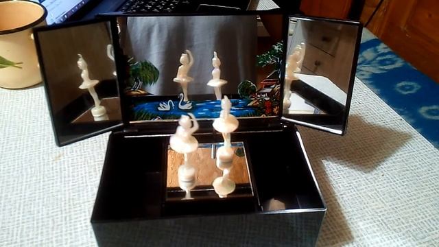Звучание музыкальной шкатулки с балеринами. смотреть онлайн